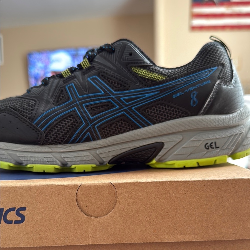 Asics Gel-Venture 8 Black and Blue Athletic Shoes